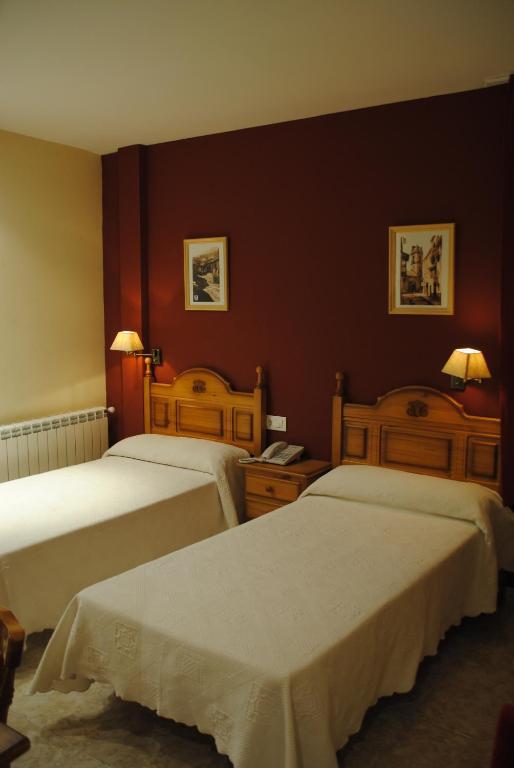 Hotel Alegria Banos De Montemayor Chambre photo