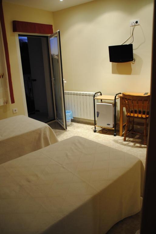 Hotel Alegria Banos De Montemayor Chambre photo