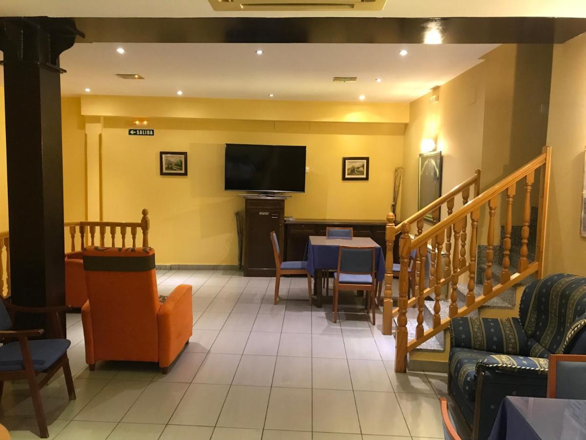 Hotel Alegria Banos De Montemayor Extérieur photo
