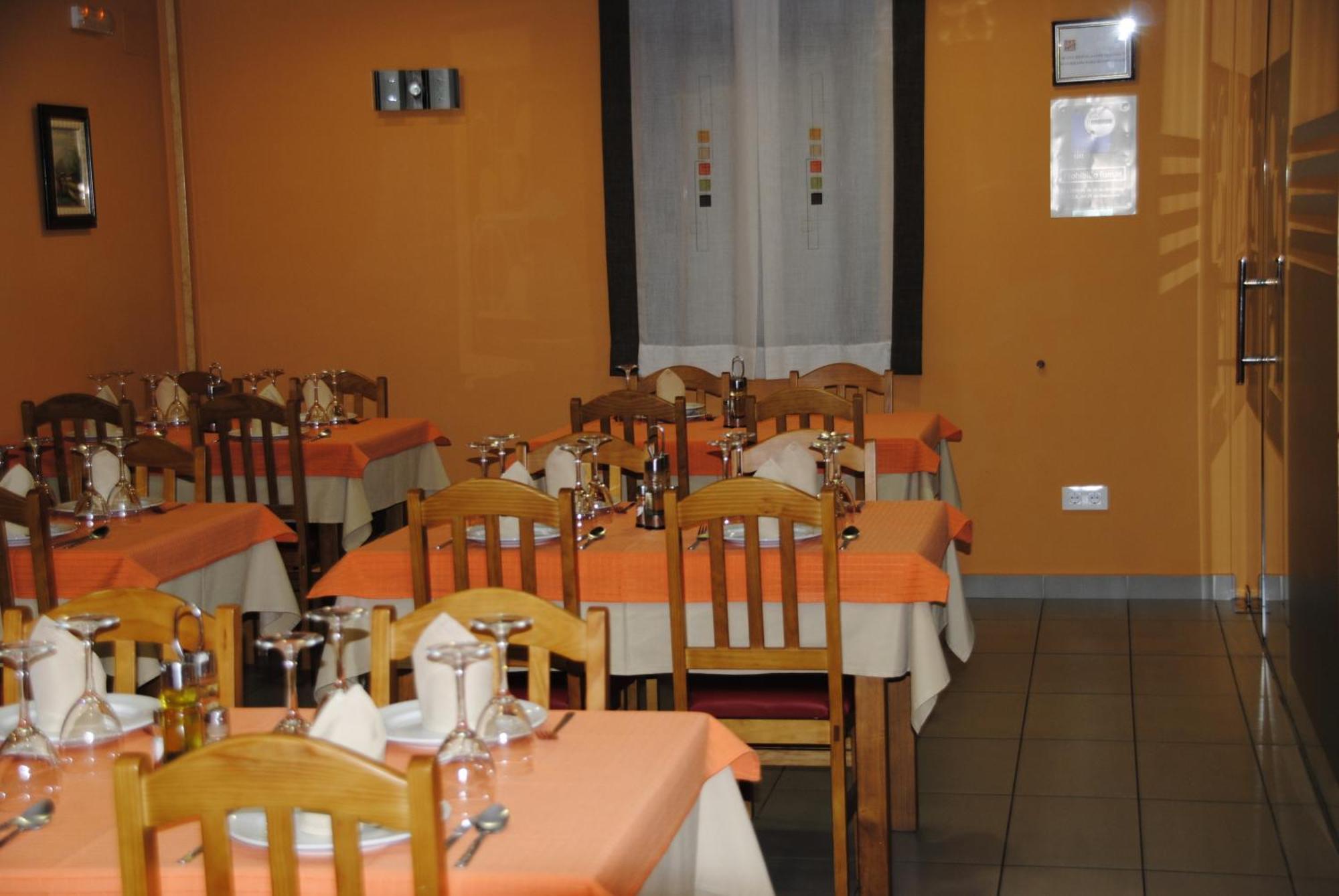 Hotel Alegria Banos De Montemayor Extérieur photo