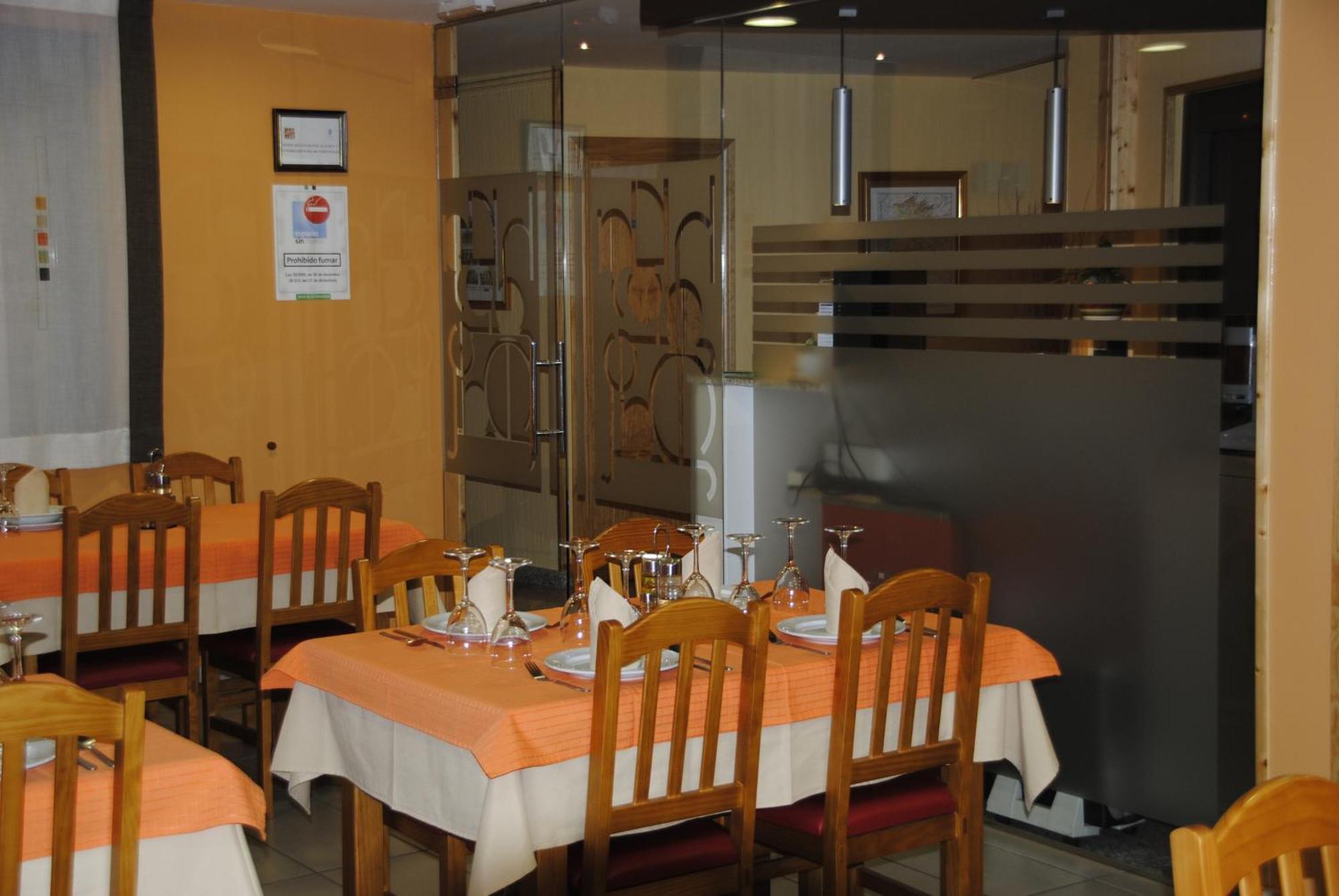 Hotel Alegria Banos De Montemayor Extérieur photo