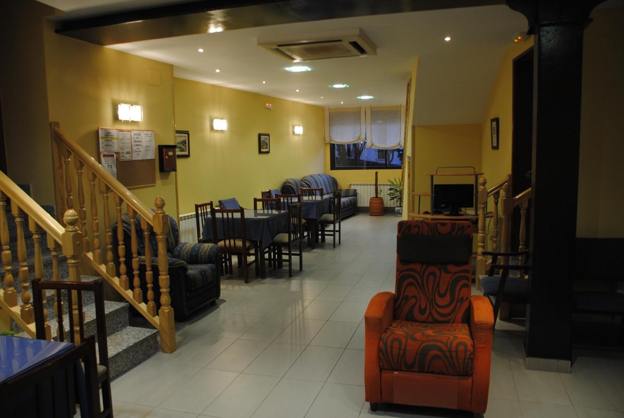 Hotel Alegria Banos De Montemayor Extérieur photo