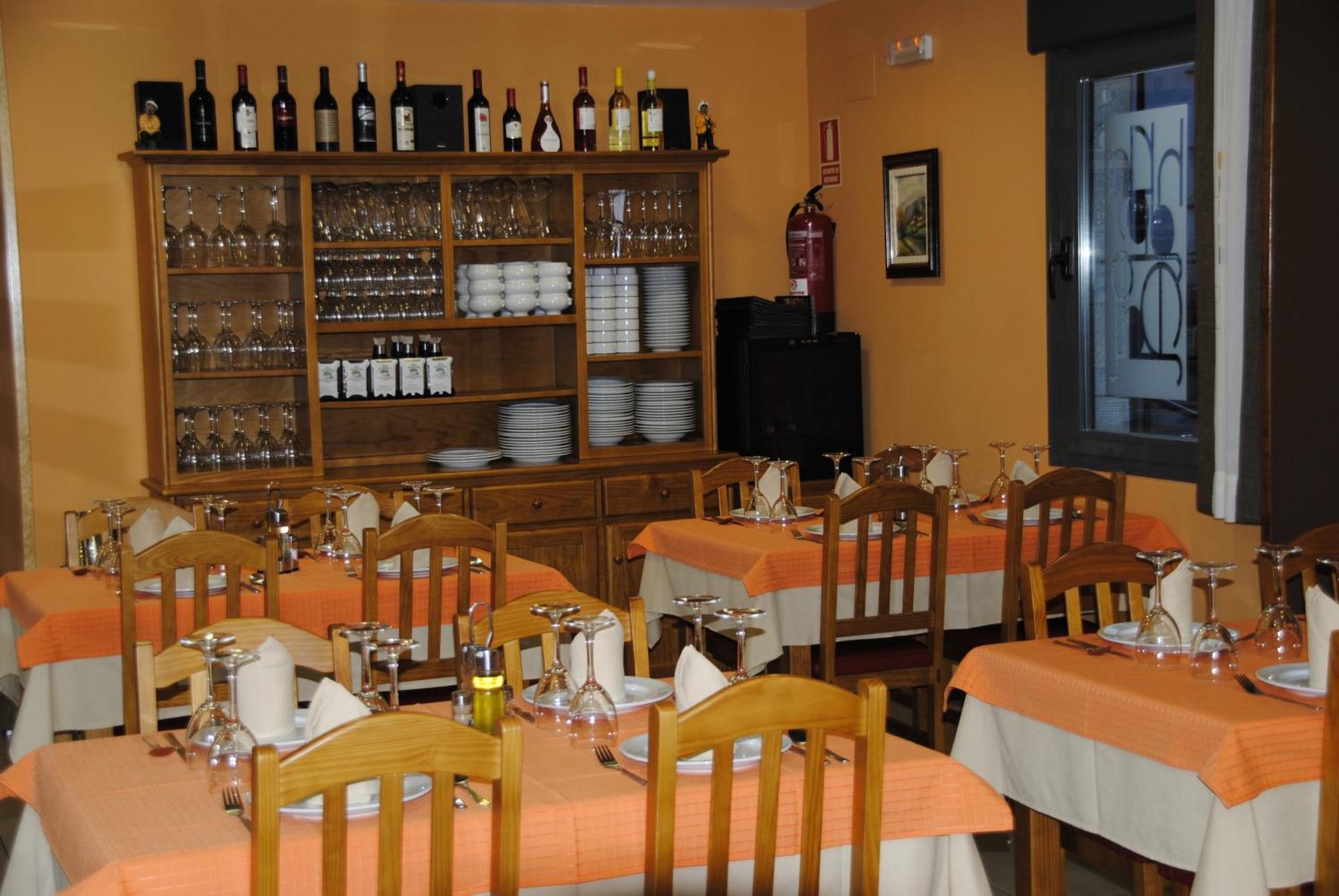Hotel Alegria Banos De Montemayor Extérieur photo